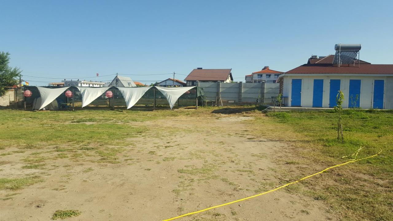 Отель Camping Robinson Вама-Веке Экстерьер фото